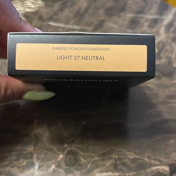 Bare Minerals Powder Foundation - Picture 2 of 2